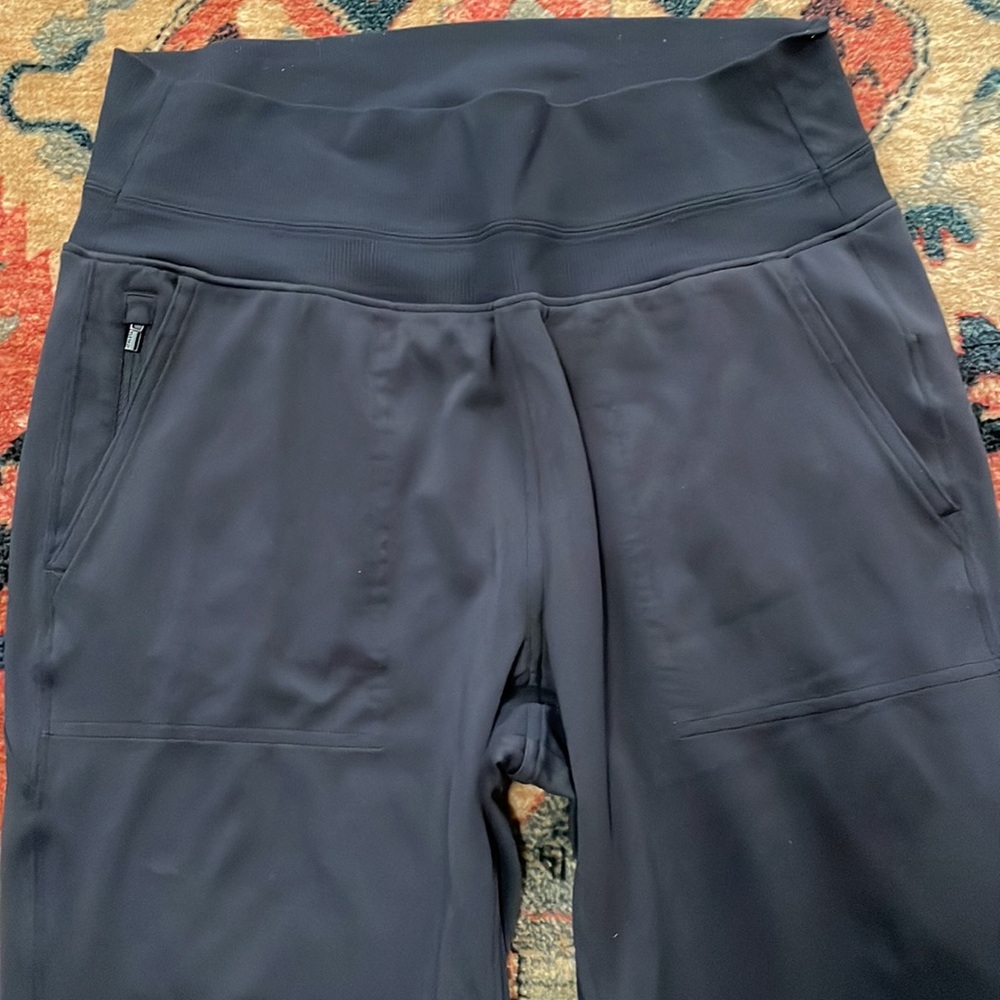 Athleta Black Venice High Rise Black Joggers size Medium - Picture 9 of 16